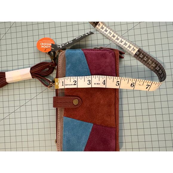 The Sak clutch crossbody wallet/purse in suede with man made materials - Picture 10 of 10